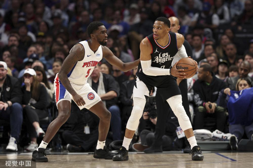 与此同时 与此同时